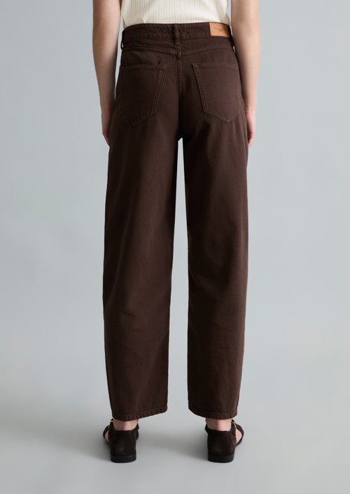 Jeans model Stine barrel cropped — Shaded Brown