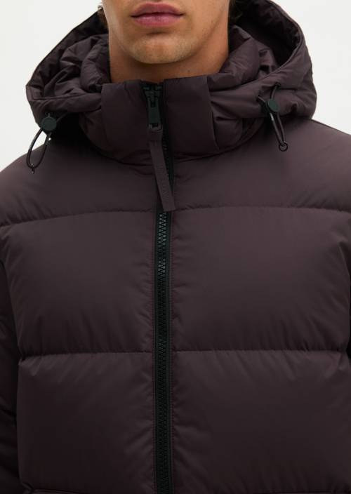 Puffer-Daunenjacke regular Deep Mulberry in Detailansicht