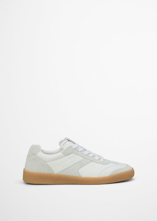 Sneaker Model Court — White