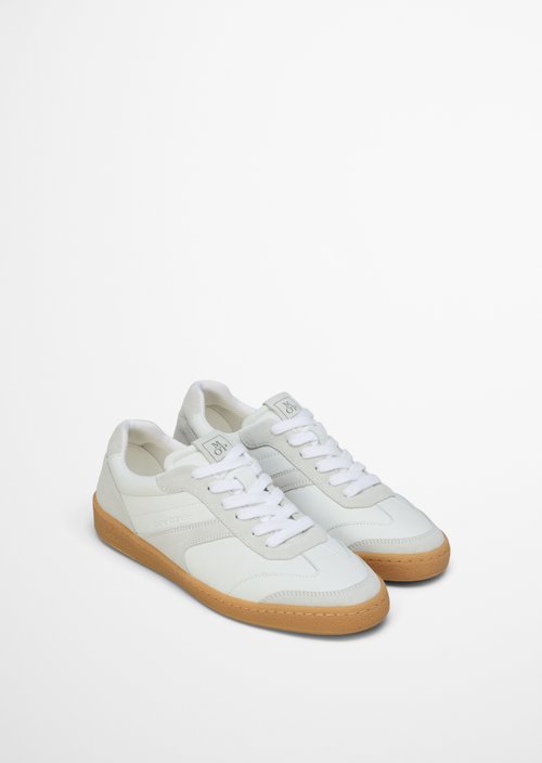 Sneaker Model Court — White
