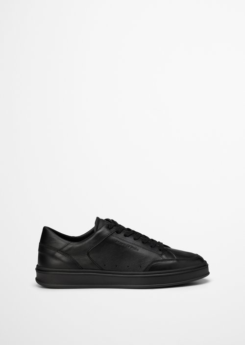 Sneaker model Enrique — Black