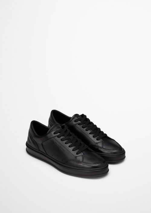 Sneaker model Enrique — Black