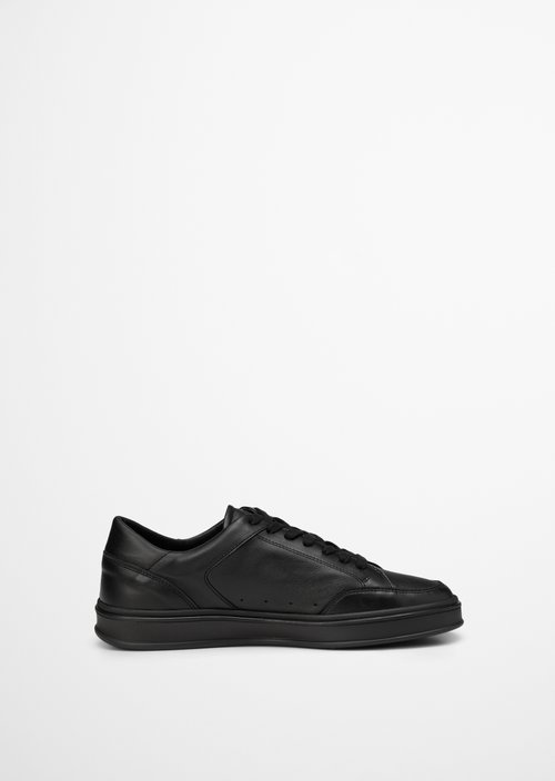 Sneaker model Enrique — Black