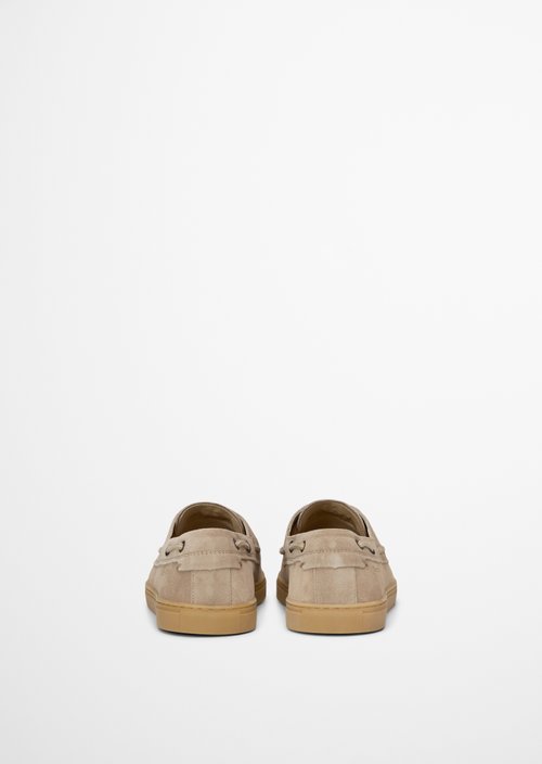 Moccasin model check — Light Taupe