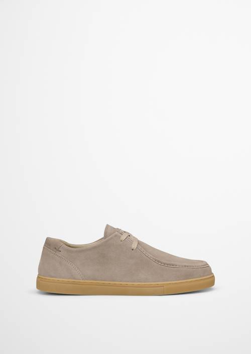 Slipper Model Karo im Wallabee-Stil Light Taupe Ansicht rechter Schuh von außen
