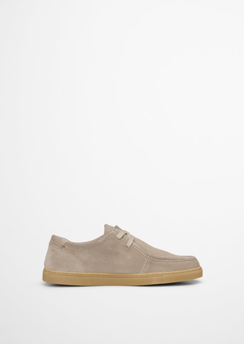Wallabee-style slip-on model check — Light Taupe
