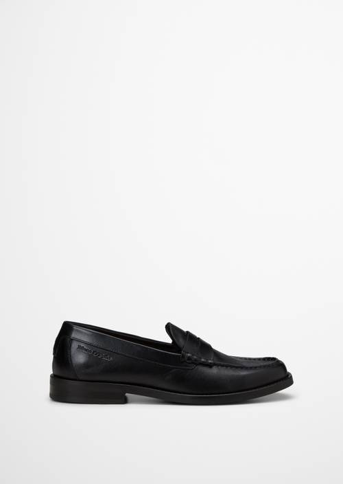 Model Penny Loafer Michael Black widok prawego buta z zewnątrz