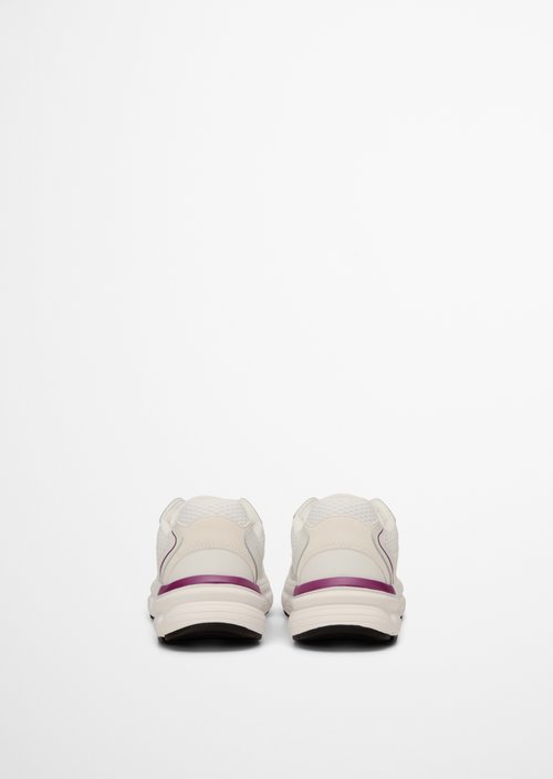 Percy Sneaker Model — Offwhite