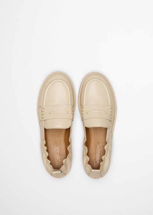 Loafer model Alva — Raw Cotton