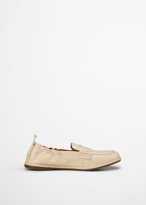 Loafer model Alva — Raw Cotton