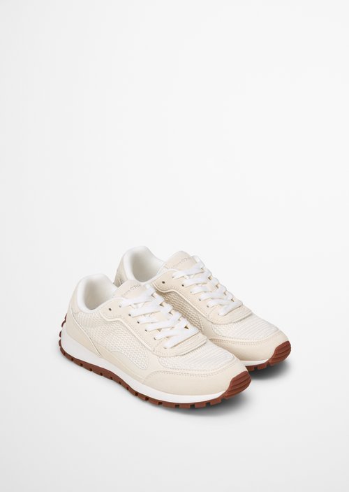 Sneaker Model Bella — White Cotton