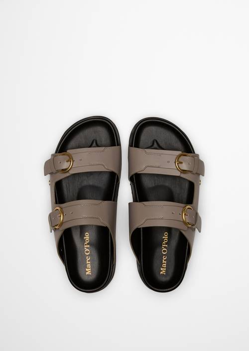 Sandal model Cate Earthy Taupe in top view