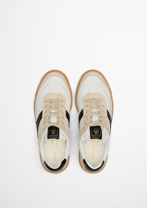 Sneaker Model Court — White