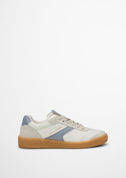 Sneaker Model Court — White