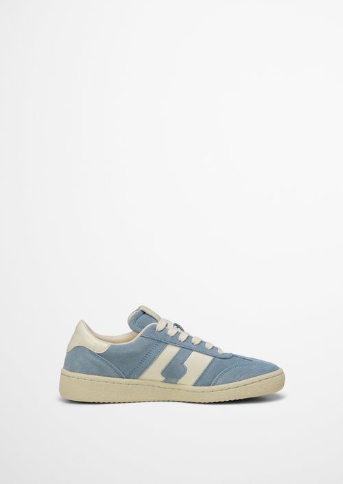 Sneaker Model Court — Light Blue