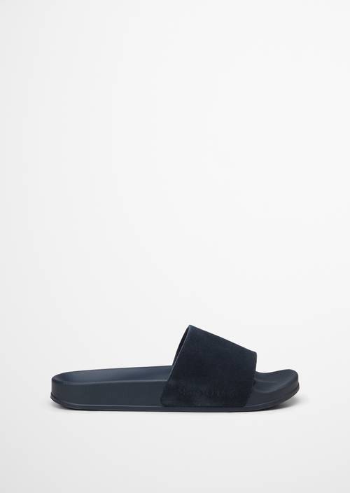 Pantolette Model Erica True Navy Ansicht rechter Schuh von außen