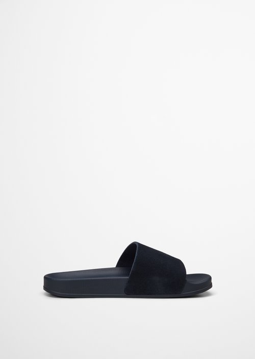 Mule model Erica — True Navy