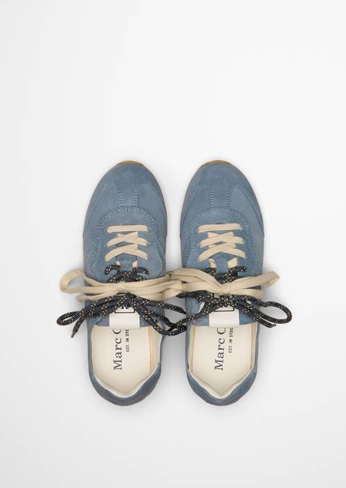 Sneaker Modello Court Light Blue in vista dall’alto