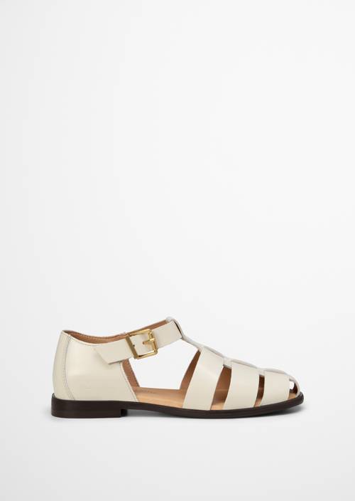 Sandalias pescador modelo Fiona Raw Cotton vista exterior del zapato derecho