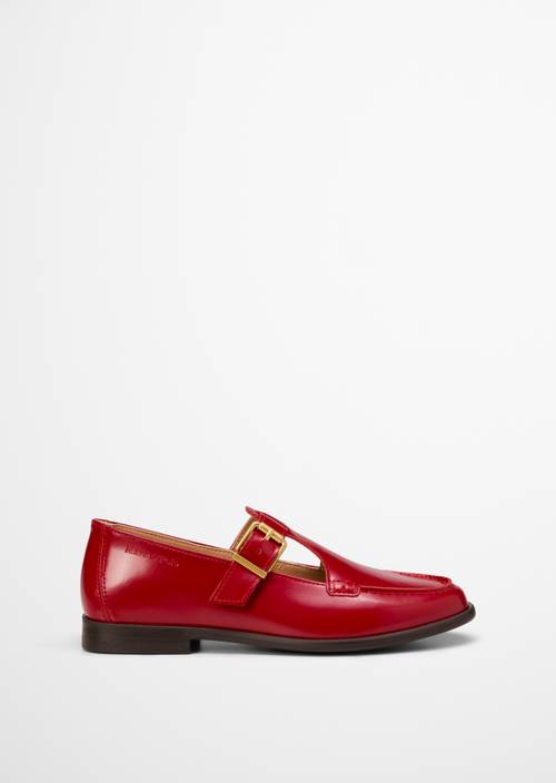 Mary-Jane Loafer Model Fiona Shiny Red Ansicht rechter Schuh von außen