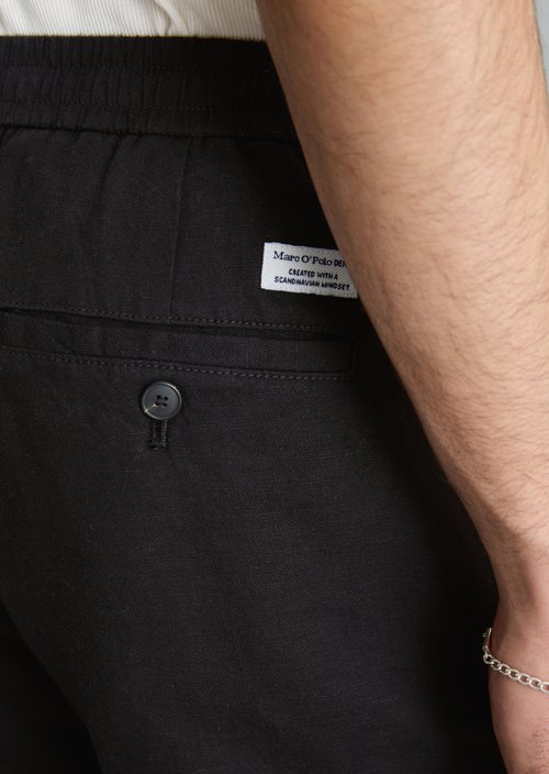 Pants model Malte relaxed — Black