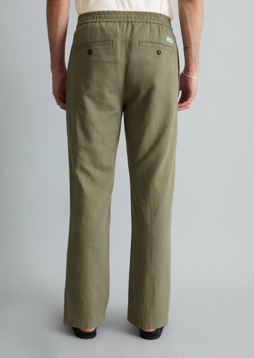 Pants model Malte relaxed — Chalky Sage