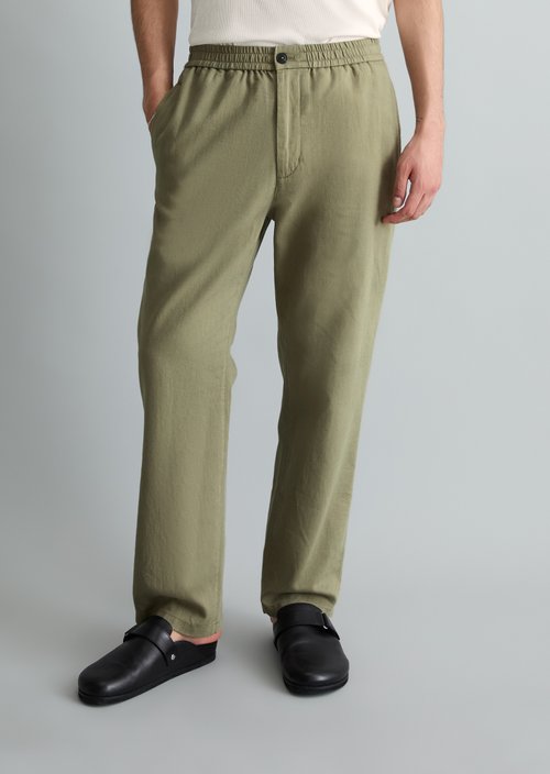 Pants model Malte relaxed — Chalky Sage