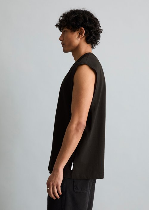 Crayfish Capsule Tank Top — Black