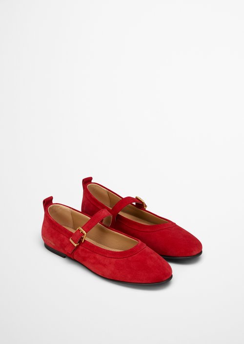 Ballerina model Gina — Shiny Red