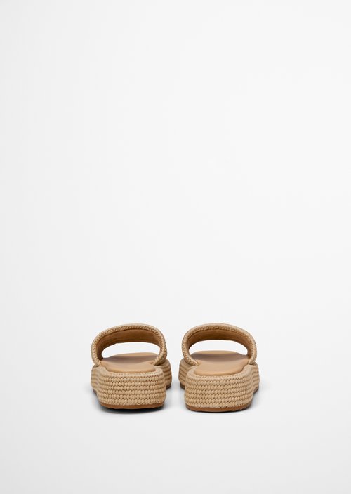 Platform slides model Larissa — Chalky Sand