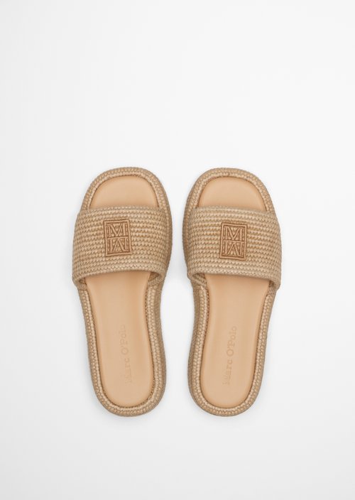 Platform slides model Larissa — Chalky Sand