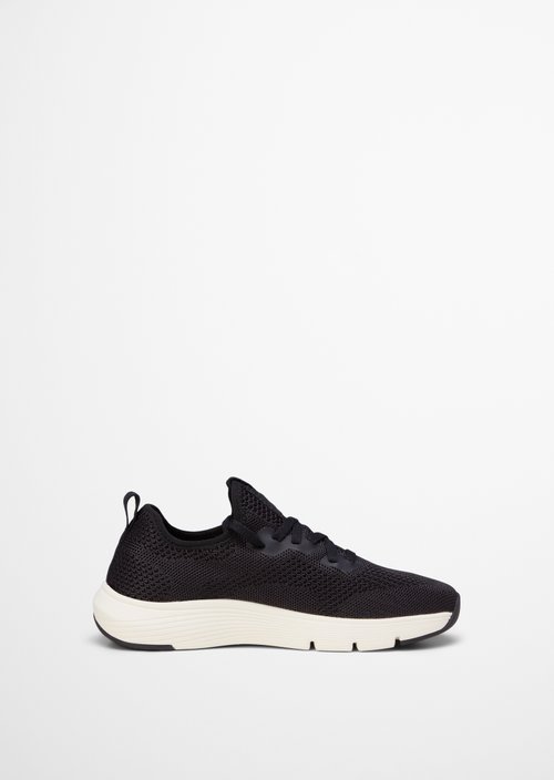 Knitted sneaker model Leila — Black