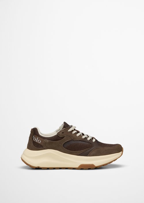 Sneaker model Liv — Burnt Coffee