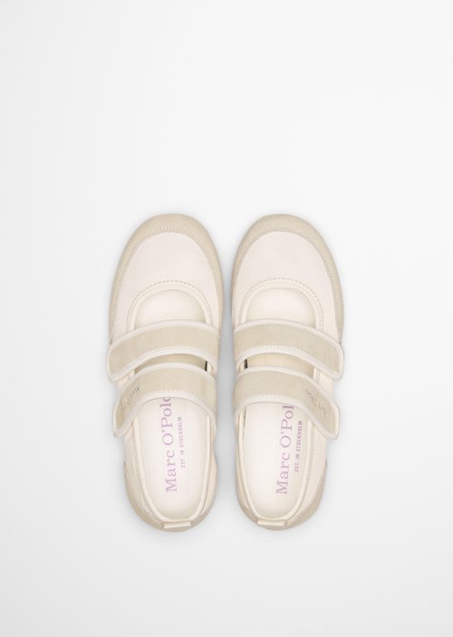 Ballerina model Lola — MO'P Offwhite