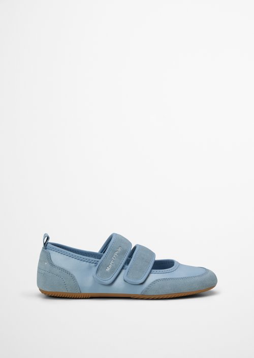 Ballerina model Lola — Light Blue