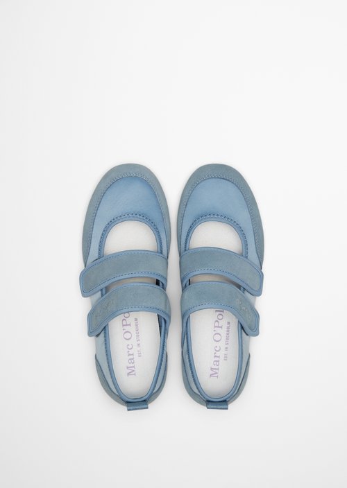 Ballerina model Lola — Light Blue