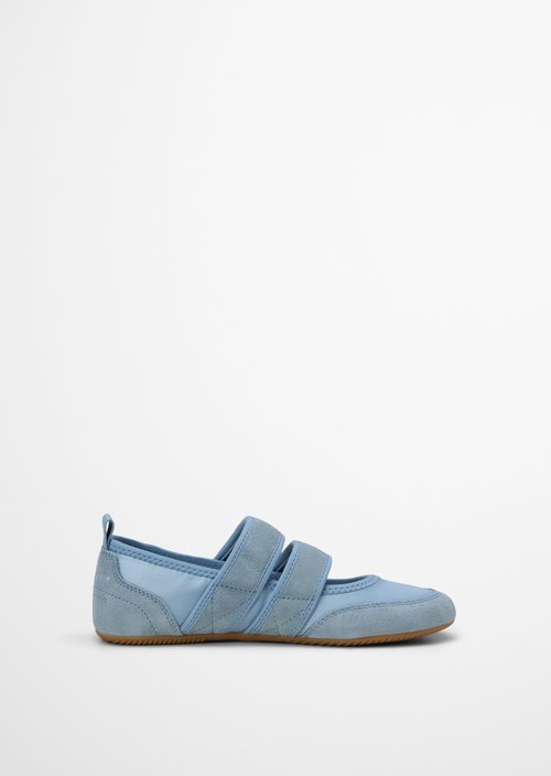 Ballerina model Lola — Light Blue