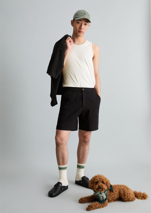 Relaxed shorts — Black