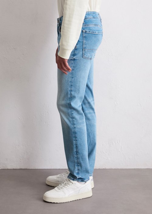 Jeans model Sjöbo shaped — Light Blue