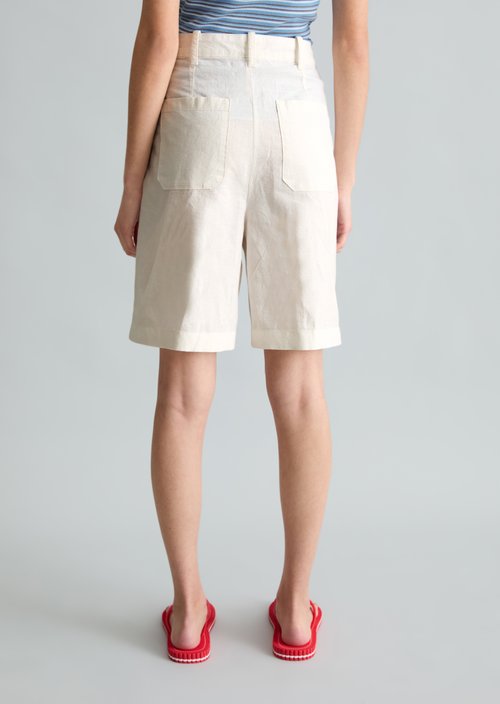 Pleated shorts regular — Silky White