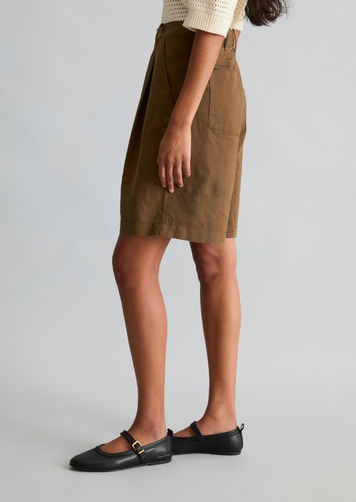 Pleated shorts regular — Umbra Brown