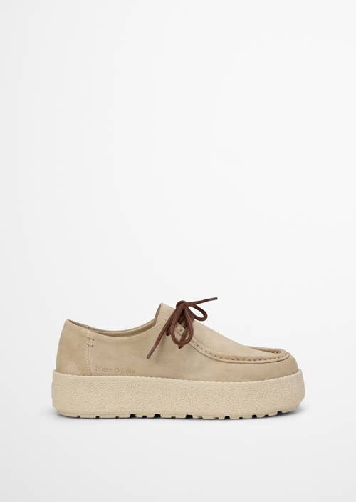 Schnürer Model Pia Dusty Sand Ansicht rechter Schuh von außen