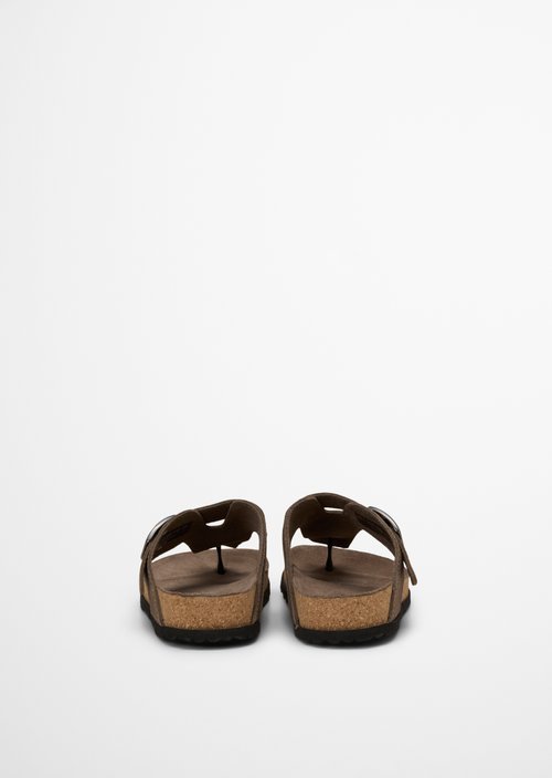 Thong mule model Quinn — Faded Brown