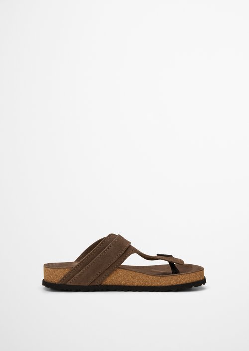 Thong mule model Quinn — Faded Brown