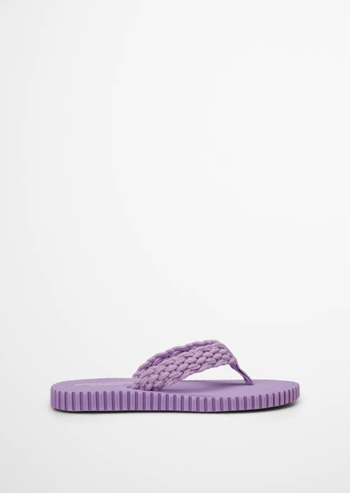 Zehentrenner Model Sandy Dusty Lavender Ansicht rechter Schuh von außen