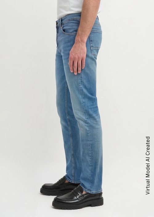 Jeans model Sjöbo shaped — Authentic Mid Wash