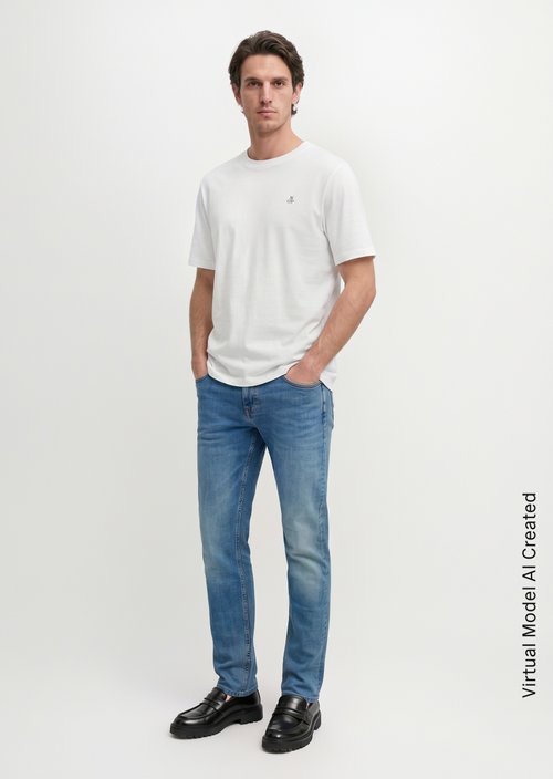 Jeans model Sjöbo shaped — Authentic Mid Wash