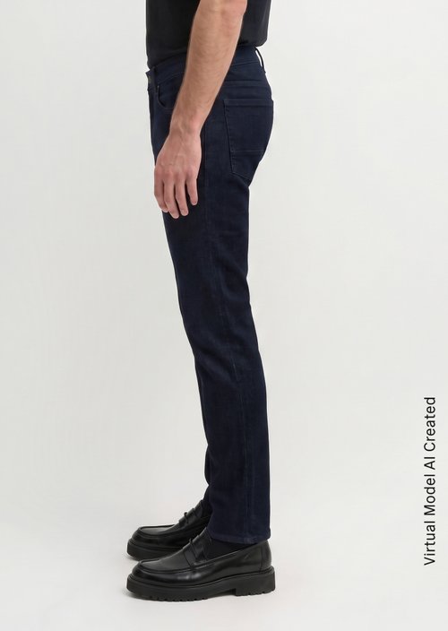 Jeans model Sjöbo shaped — Dark Rinsed Wash