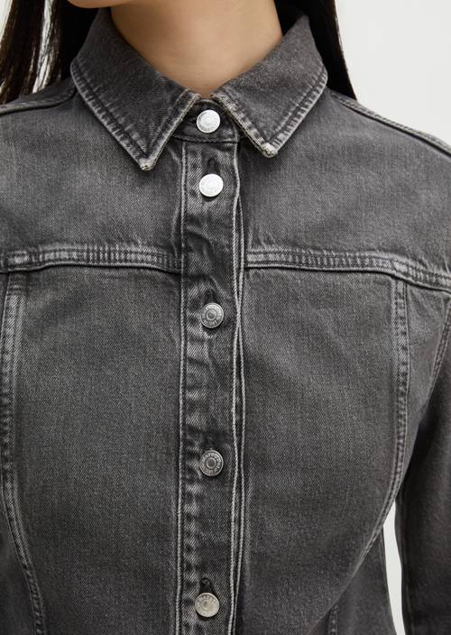 Jeansbluse shaped Dark Grey in Detailansicht