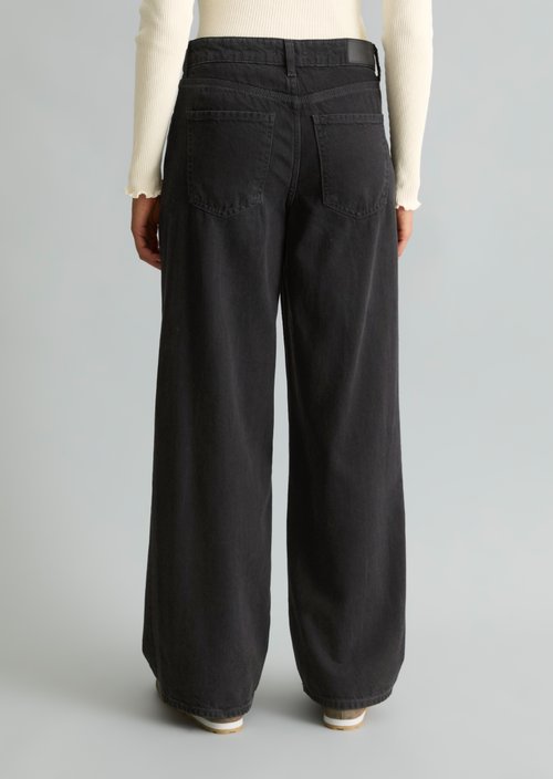 Tomke Wide Jeans — Black